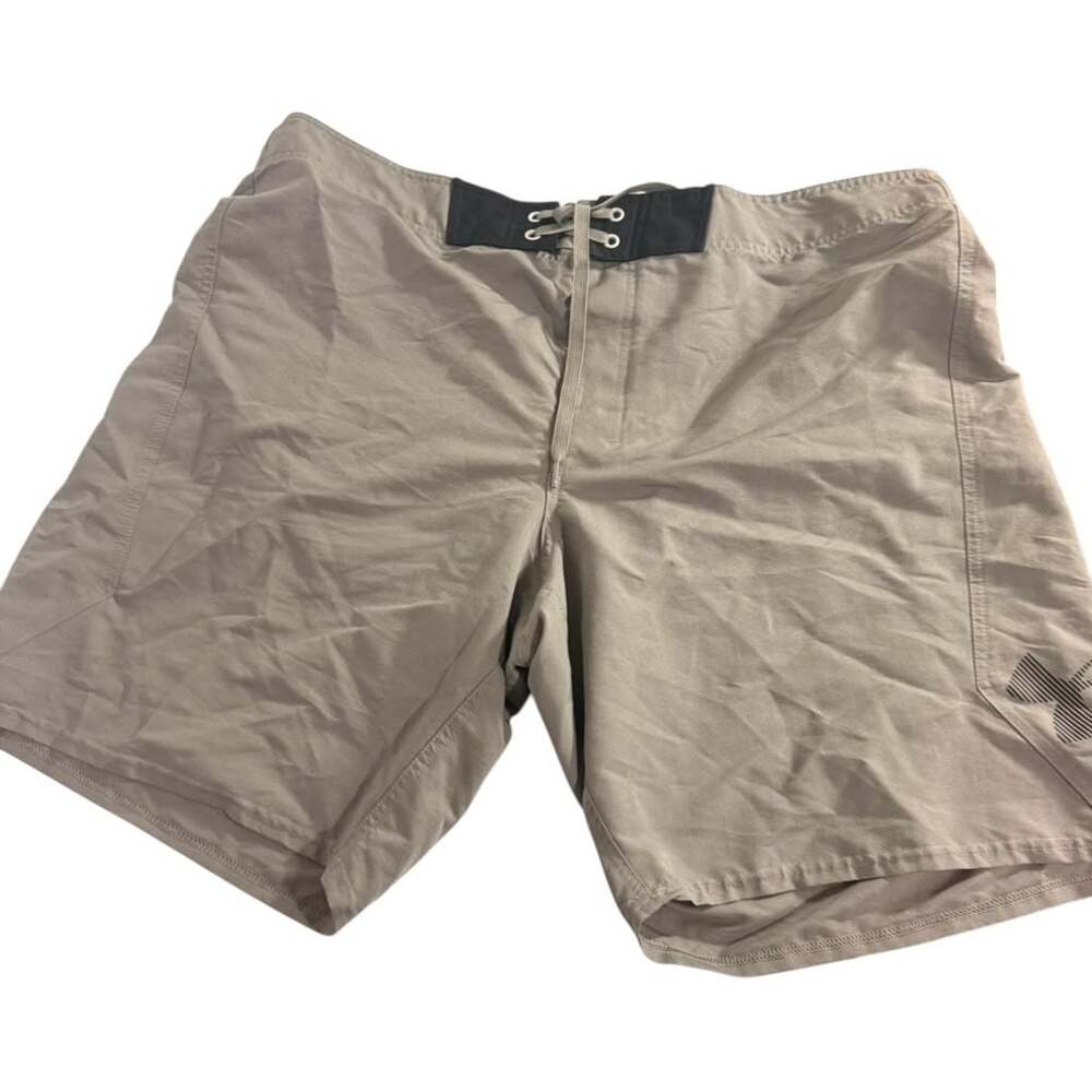 Under Armour HeatGear Loose Fit Board Shorts Size 42 Grey sku73 - Picture 2 of 7